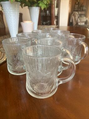 9 vintage Arcoroc France Canterbury Crocus glass mugs cups floral